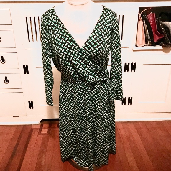 Ann Taylor Loft Dresses & Skirts - Ann Taylor Loft Wrap Dress